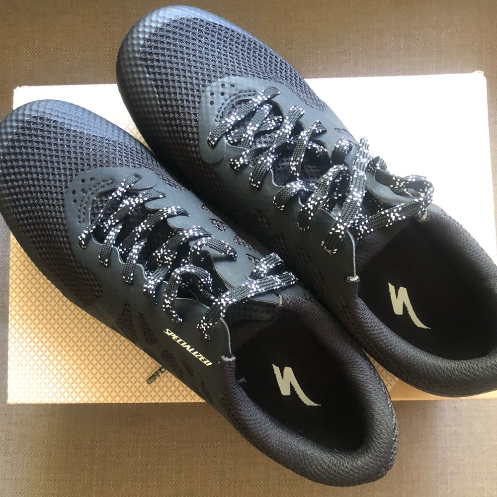 Specialized Black Cycling Shoes Size 9 - Remix
